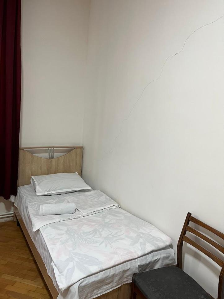 Guest House Saman Garni Ngoại thất bức ảnh